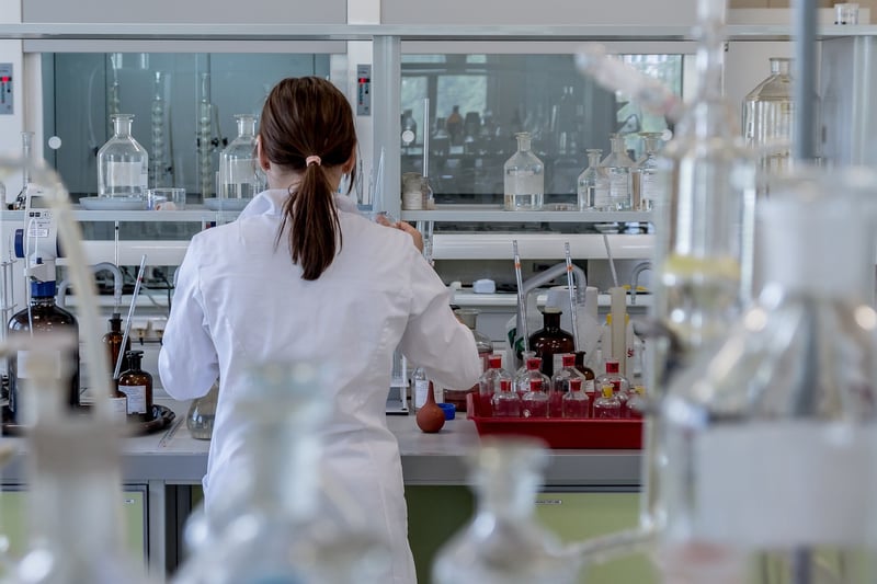 Signalétique hospitalière en région nantaise : les innovations qui changent tout en 2026