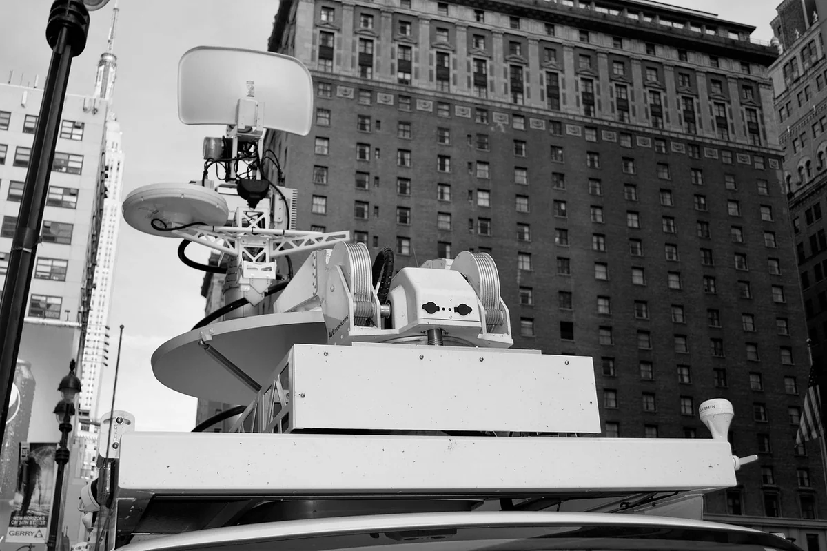 Signalisation industrielle Nantes : guide complet 2026 pour votre entreprise